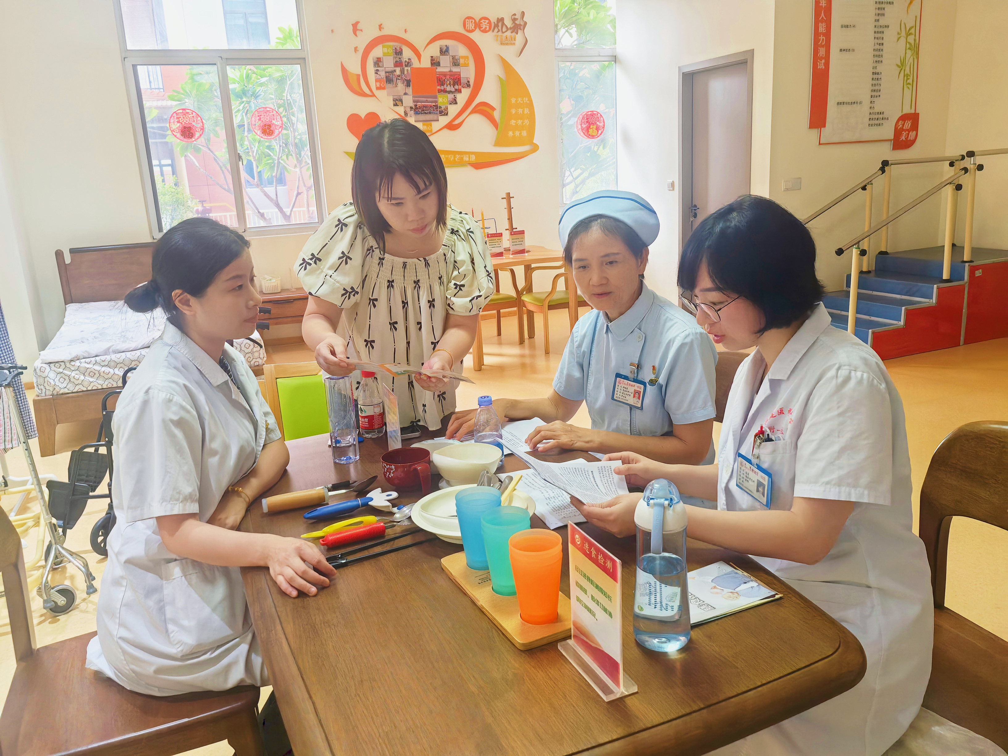 有福之州老有所“医” 温情附一健康助力——我院与福州市社会福利院联合开展主题党日暨全国科普月活动