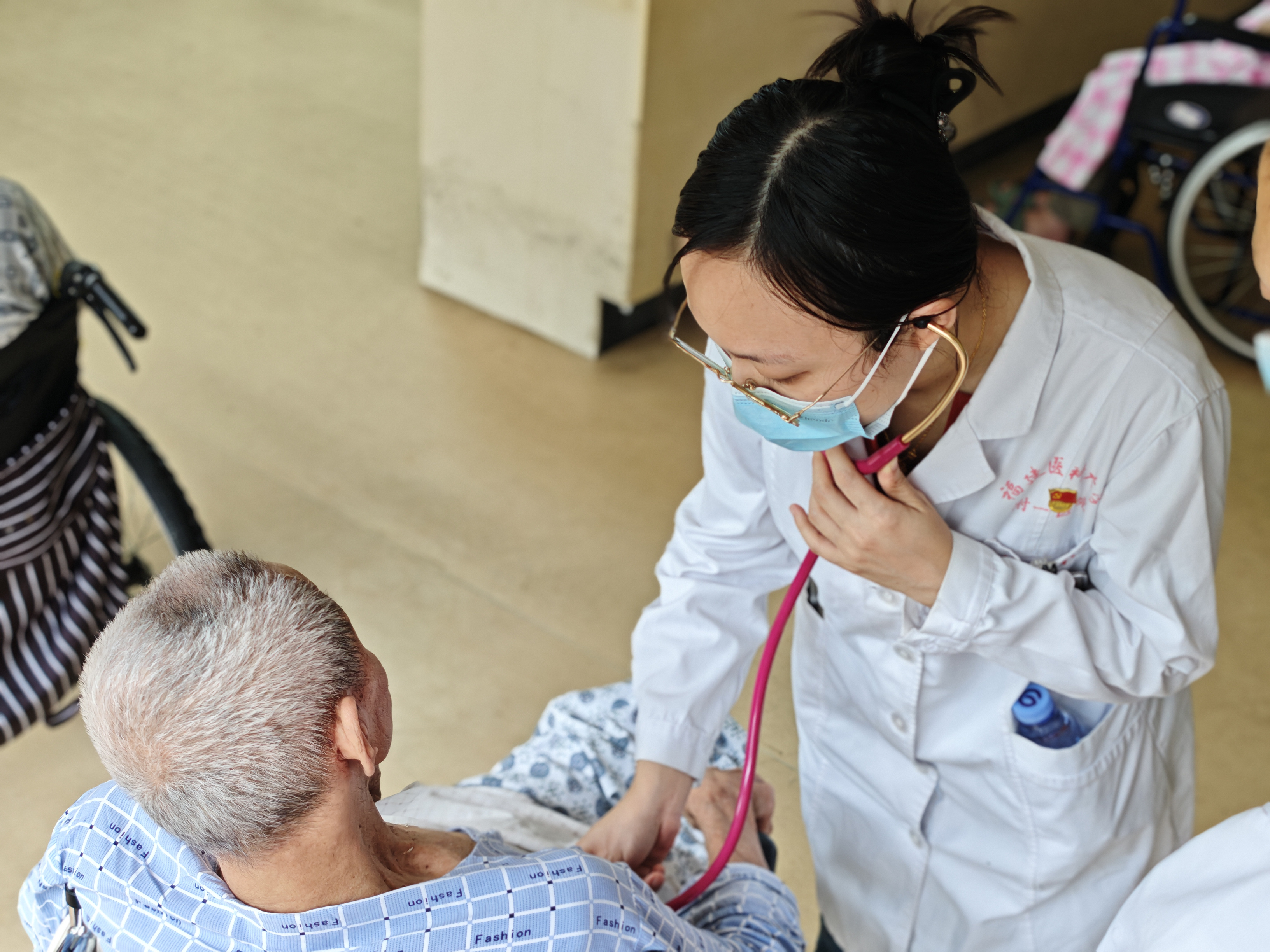 有福之州老有所“医” 温情附一健康助力——我院与福州市社会福利院联合开展主题党日暨全国科普月活动