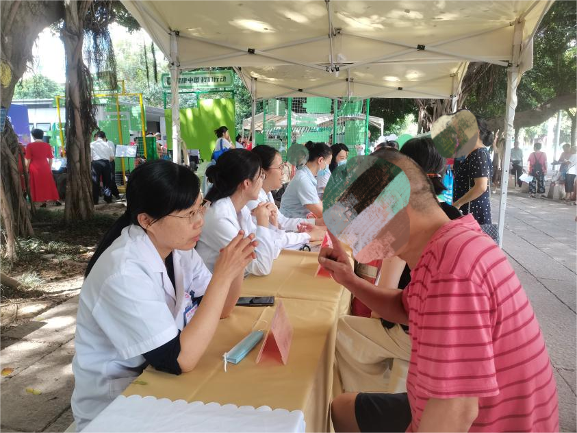 健康体重，理想血压——我院举行全国高血压日系列活动