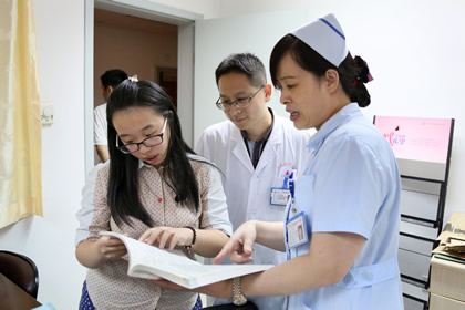 省卫生计生委安全生产督察组领导莅临我院检查督导