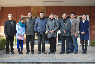 中共福州市委党校领导莅临福建医大附一护养中心慰问五保及优抚长辈