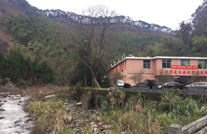 情系麻风村 关爱暖人心--我院皮肤病性病分院专家走访慰问三明沙县麻风村病人