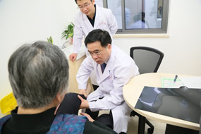 我院协办的2016年全国CHJS人工关节感染基础与临床学习班暨关节假体周围感染专题讨论会在福建龙岩顺利举行