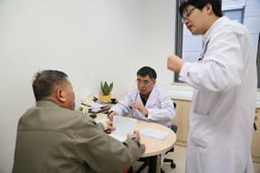 我院协办的2016年全国CHJS人工关节感染基础与临床学习班暨关节假体周围感染专题讨论会在福建龙岩顺利举行