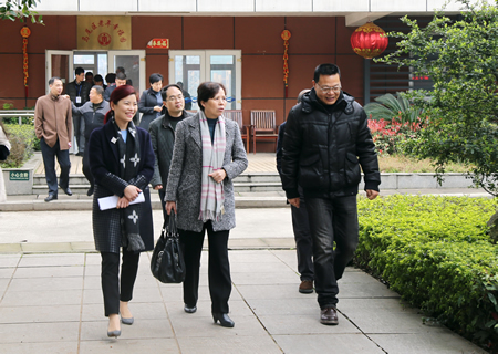 马尾区人大代表莅临我院护养中心视察指导