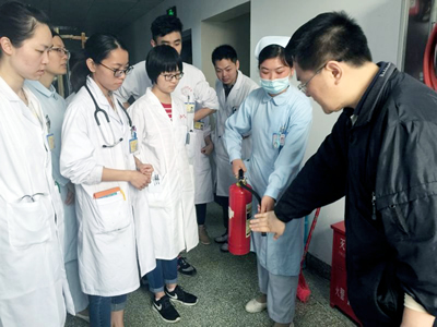 我院消化内科开展病区消防演练