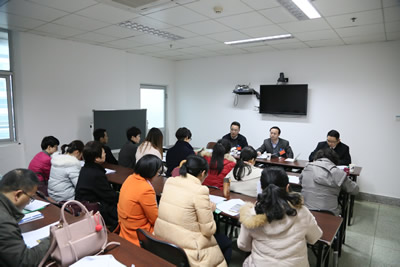 为实现新的目标奋勇迈进——热烈祝贺我院第三次党员代表大会胜利召开