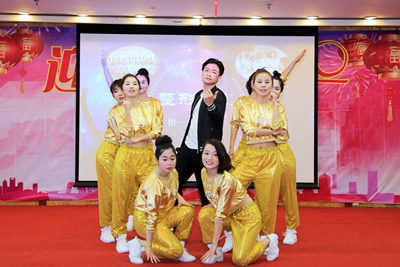 把酒当歌歌盛世  闻鸡起舞舞新春--我院举办2017年新春团拜会