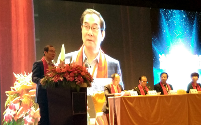 我院胸外科专家在第三届国际胸部肿瘤外科论坛暨第八届全国手汗症研讨会上展示成果