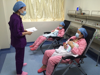 『改善医疗服务行动在附一』袋鼠妈妈护理模式  倾心呵护早产宝宝--我院新生儿科开展KMC“袋鼠妈妈式”护理