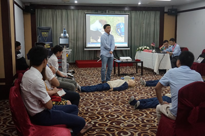 我院主办第十三期福建省实用急救新技术新进展学习班