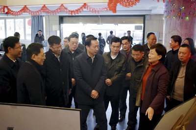 春节慰问暖人心  护养院内显温情——李德金副省长一行莅临护养中心慰问长者