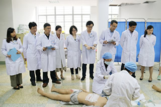 第一临床医学院代表福建医科大学参加第九届全国高等医学院校大学生临床技能竞赛总决赛荣获三等奖