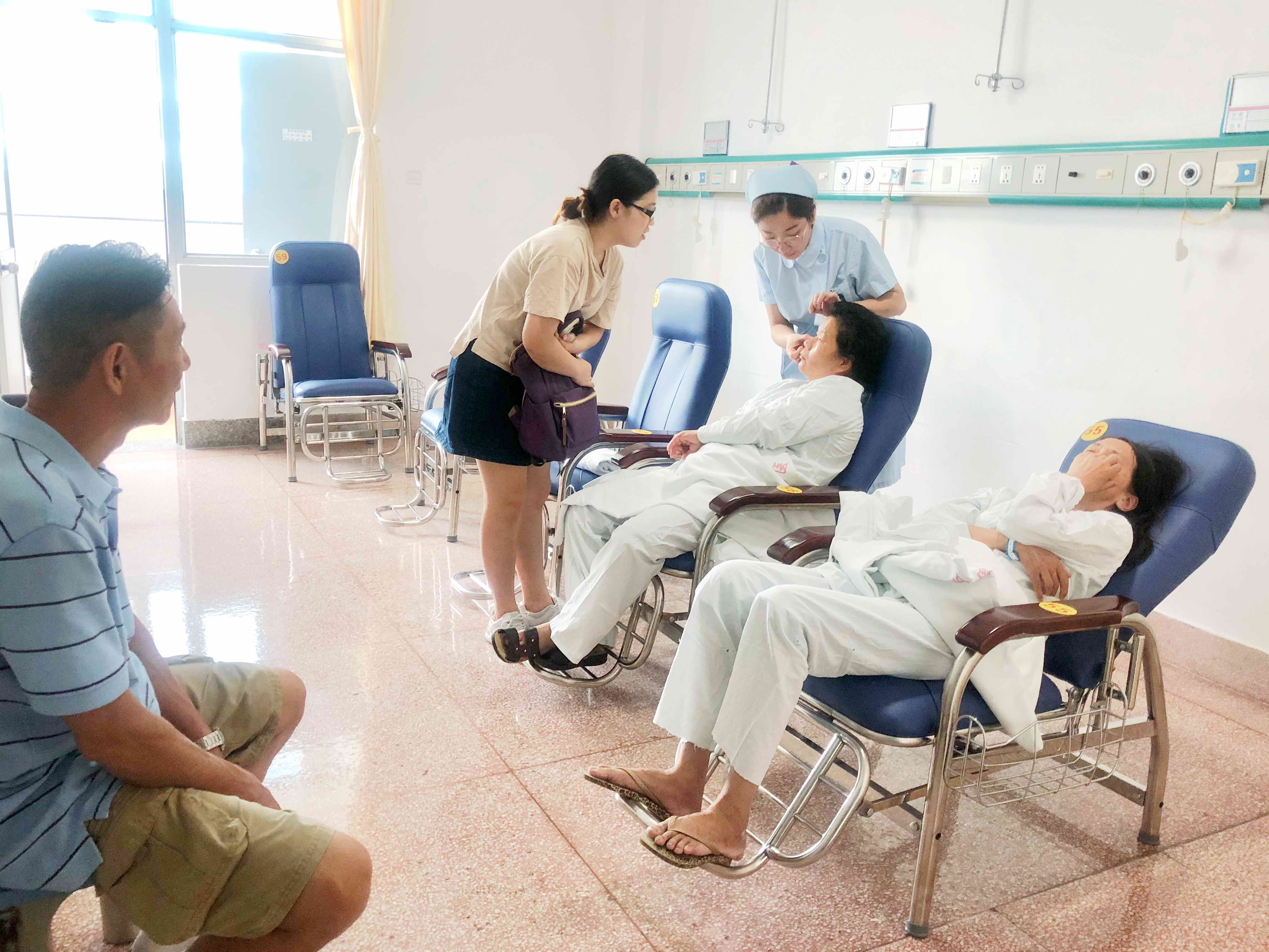 新平台 新征程 致力眼健康 —— 我院眼科新手术室顺利搬迁启用