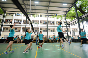 我院举办首届职工气排球团体赛