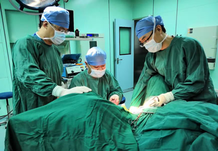 【改善医疗服务行动】我院泌尿外科成功开展无张力尿道悬吊微创手术为压力性尿失禁患者带来福音