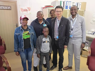 『援非事迹』非洲新生儿患上罕见病，福建援博医生勇“拆弹”