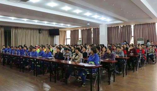 我院甲状腺乳腺外科开展乳腺健康科普活动