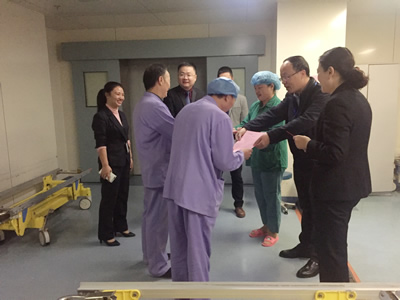 服务现以人为本  平凡见人性光辉 ——我院后勤保障爱玛客运送员工挽救轻生者