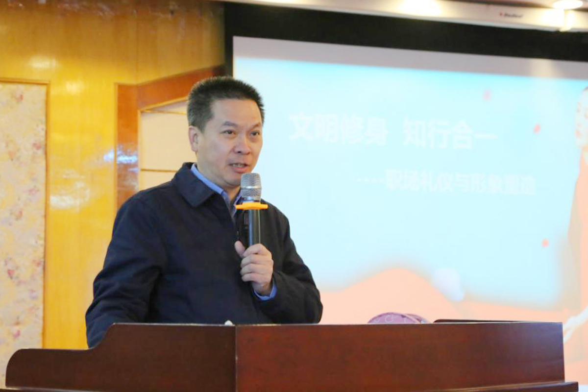 世界因你而美丽  附一因你而精彩 ——院女工委开展“三八妇女节”系列活动