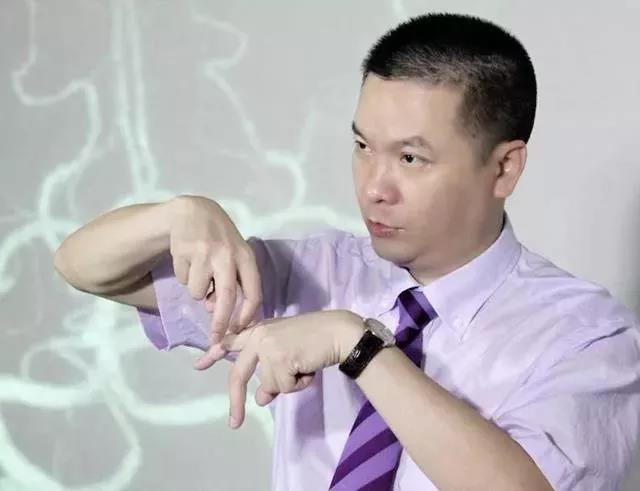 我是院长 | 福建医大附一医院康德智的大格局和“小心思”