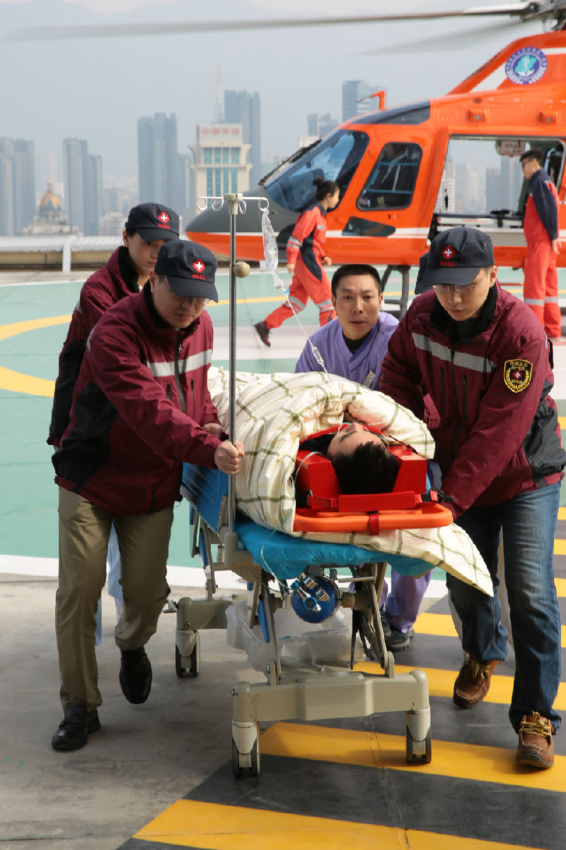 我院组图入选建国70周年全国百家名院风采展