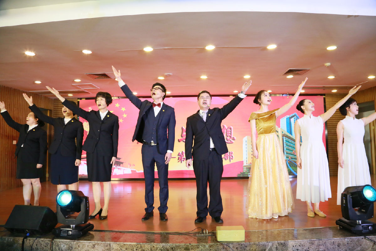 我院举办首届文化节系列活动暨纪念建国70周年“诵经典 育德行 我与祖国共成长”经典诵读比赛