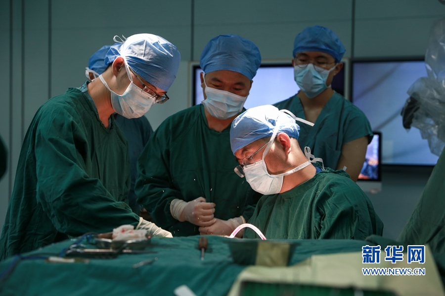 【媒体看附一】外科楼里的15个小时