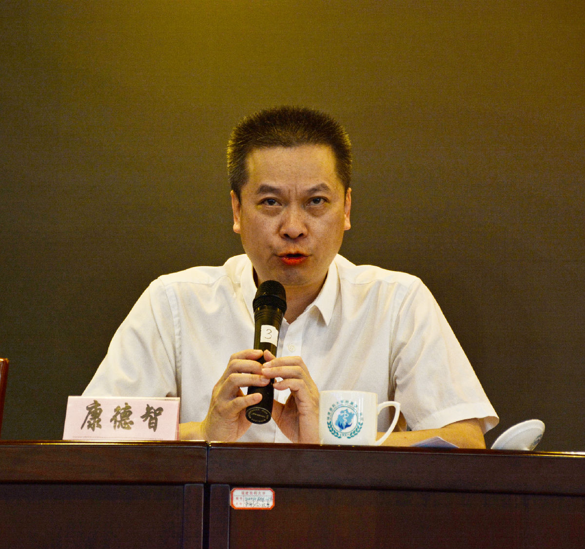 第一临床医学院举行2016级医学生开学式