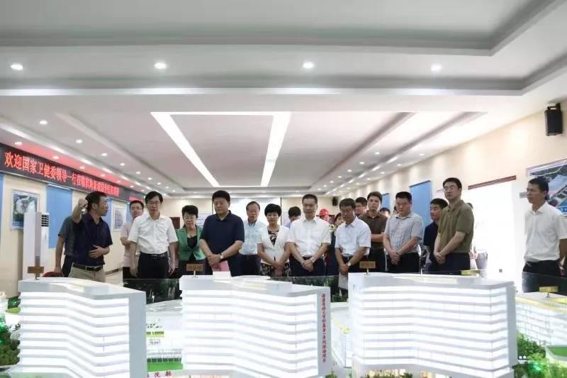 国家卫健委副主任王贺胜考察调研福州滨海新城医院