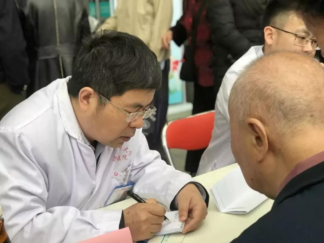 嗅觉减退可能是帕金森病最早期症状！