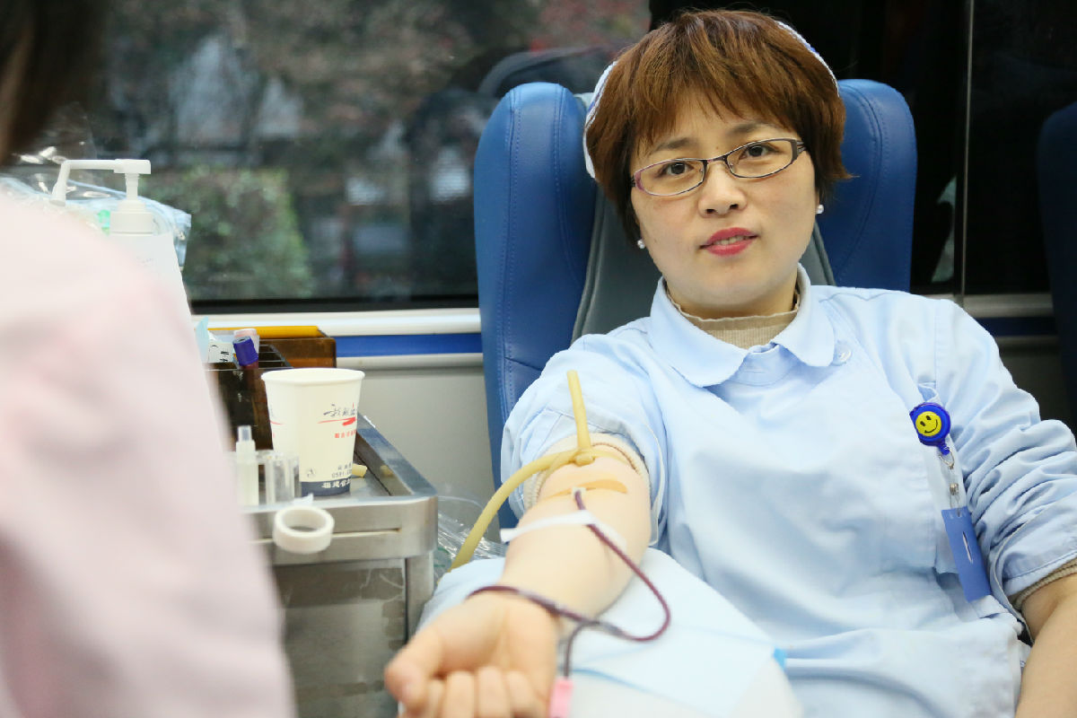 热血送暖 为生命接力——我院连续十年开展无偿献血活动