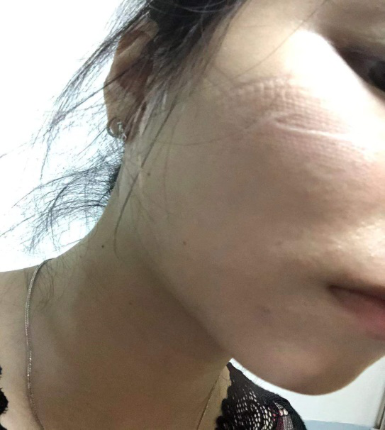 『附一抗疫』爱让这个感染病房不再孤单