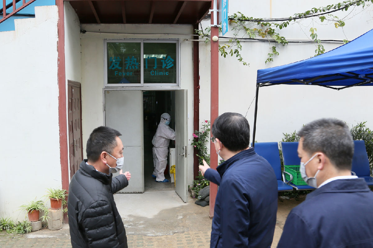 『附一抗疫』福建医科大学校长陈晓春带队到我院检查指导疫情防控工作