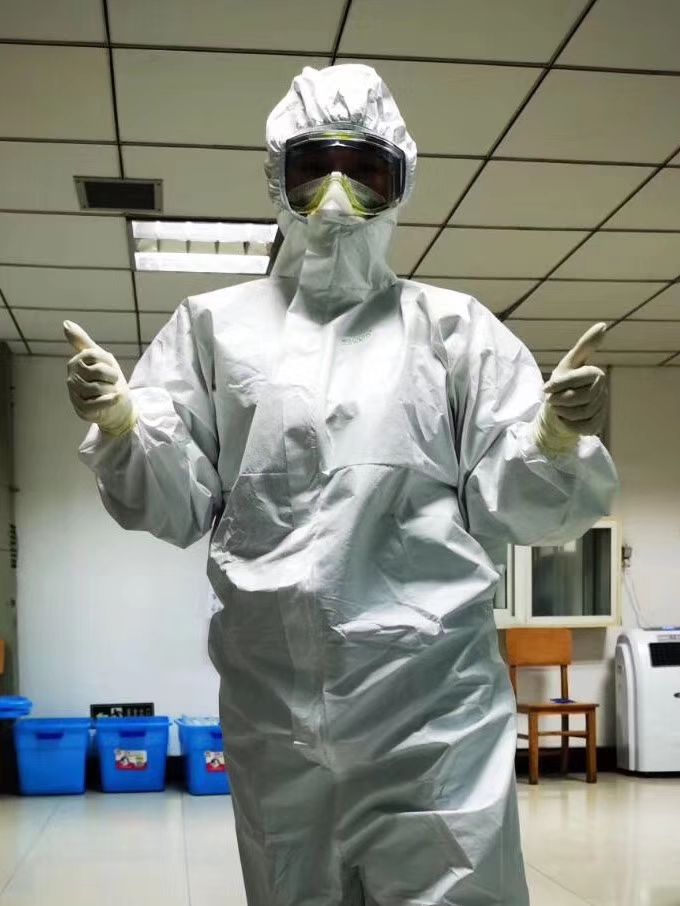 39区肿瘤内科全体医护家属给出征队员的一封家书