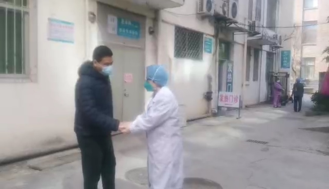 冲锋前线 只为救人 —— 感染科抗疫纪实