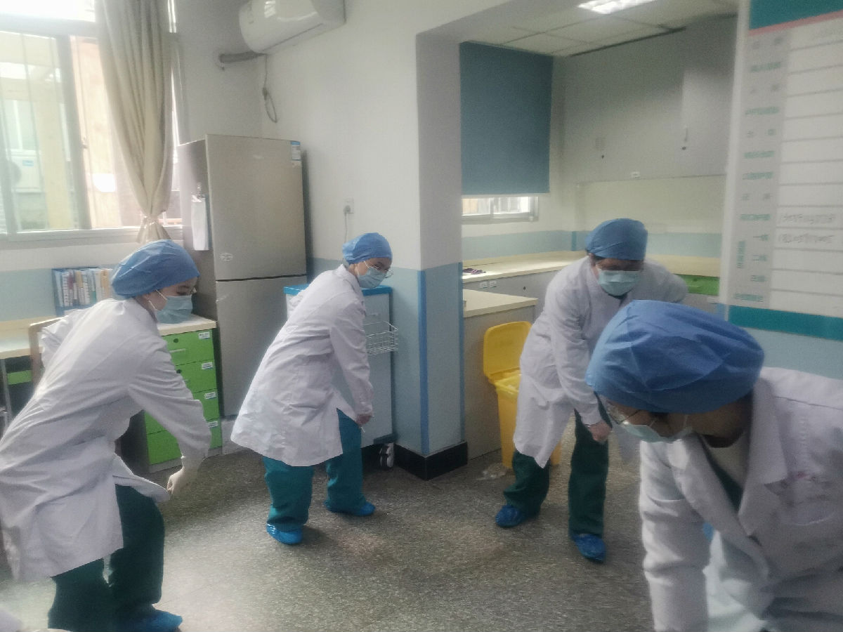 冲锋前线 只为救人 —— 感染科抗疫纪实