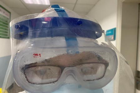 冲锋前线 只为救人 —— 感染科抗疫纪实