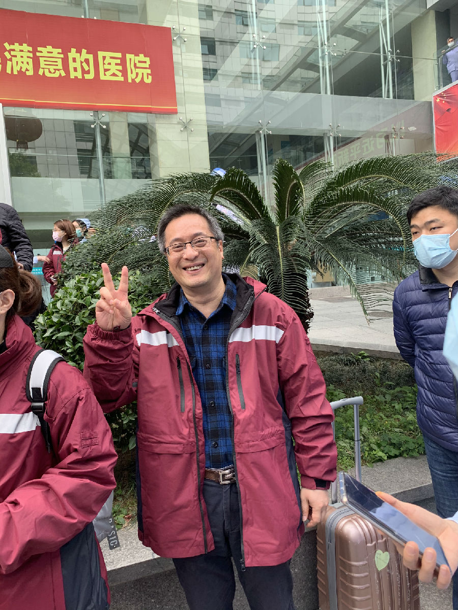 守望相助  共克时艰 —— 呼吸与危重症医学科四地同心决胜抗疫纪实