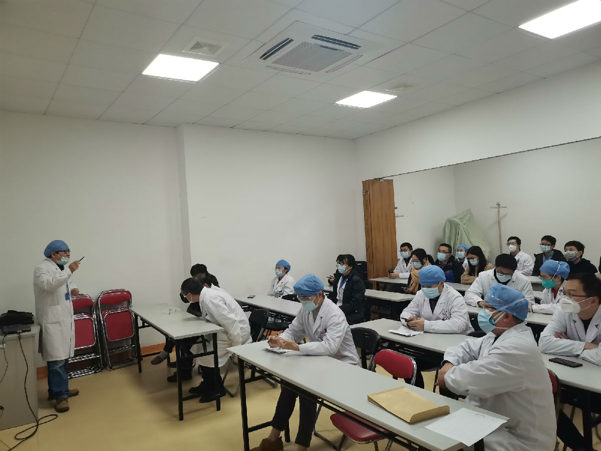 未雨绸缪早当先  居安思危谋长远 —— 记附一战疫“总参谋部”医院医务部