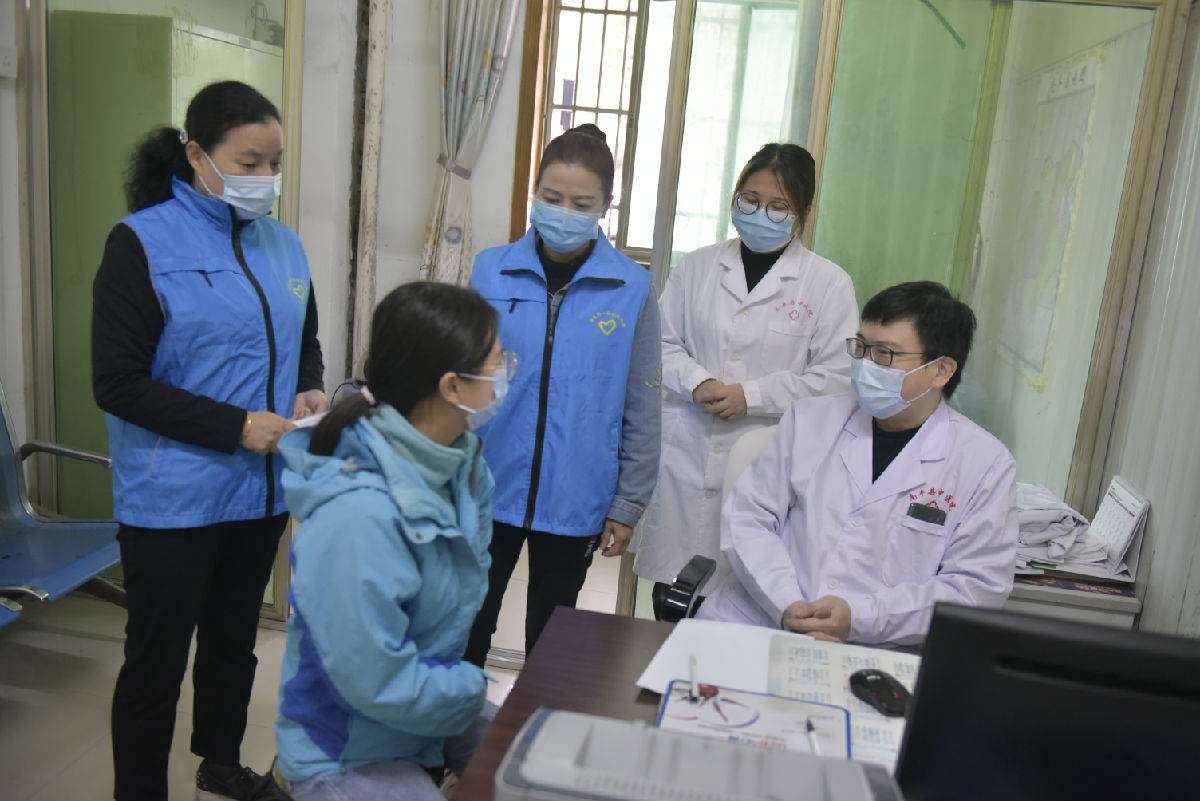 我院消化肝病支部牵头开展“闽赣两地学术交流惠民健康活动”