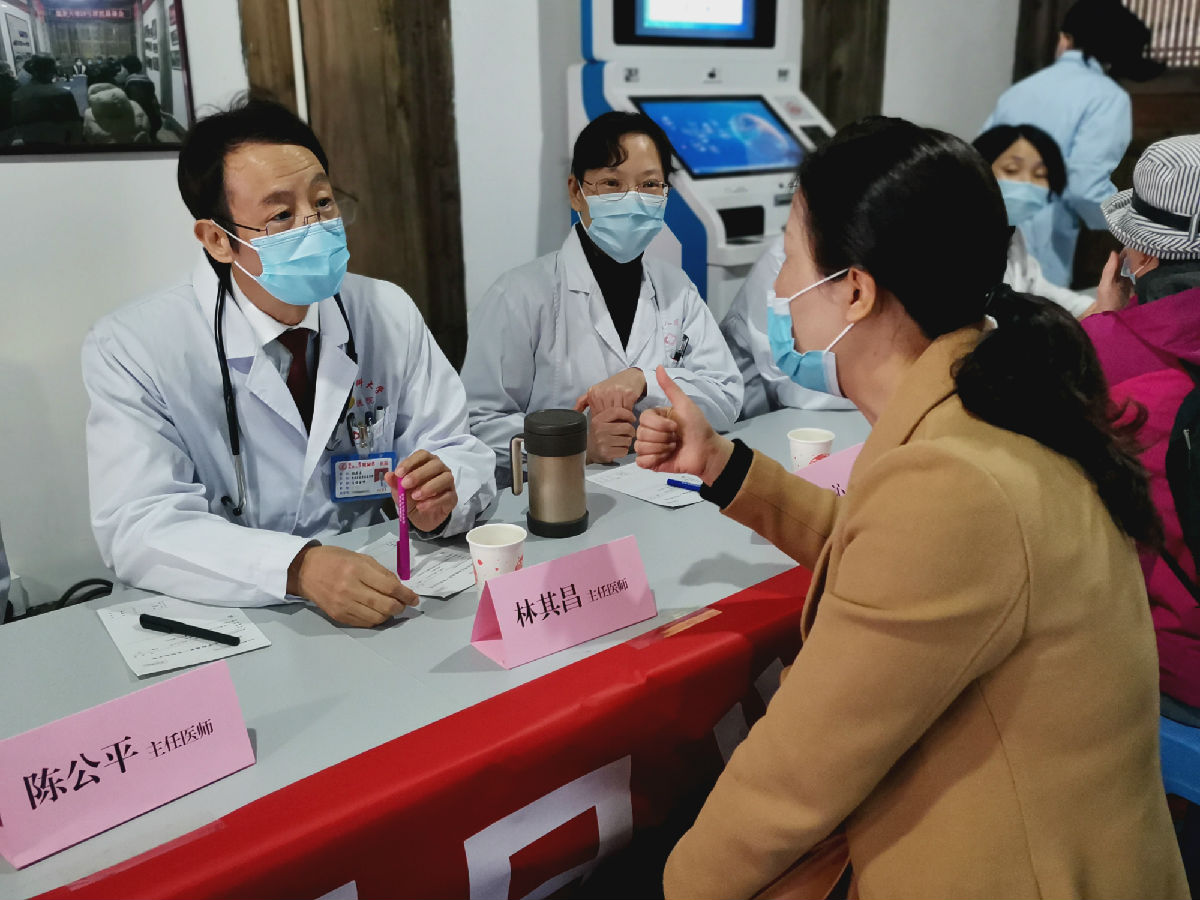 附一睡眠医学多学科诊疗团队进社区开展科普宣传和义诊活动