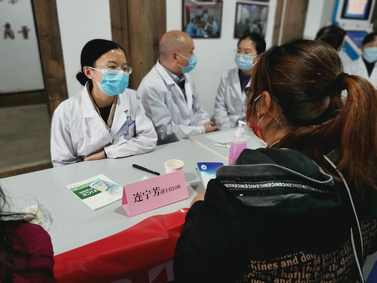 附一睡眠医学多学科诊疗团队进社区开展科普宣传和义诊活动