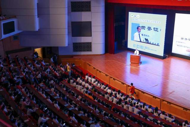 【慕容慎行同志先进事迹巡讲系列-福州站】FM1007福建交通广播‖“世间再无慕容，我辈仍需慎行。”他的故事，值得所有人铭记