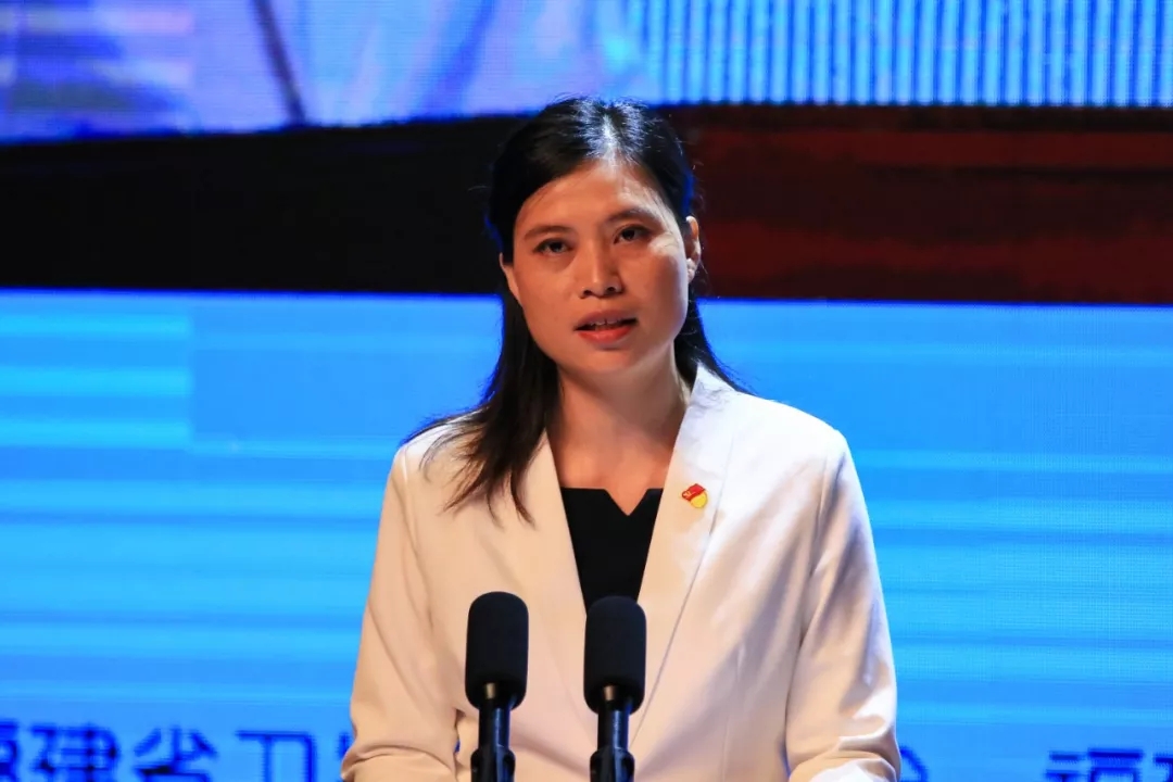 【慕容慎行同志先进事迹巡讲系列-福州站】东南快报-福建健康‖再忆慕容慎行