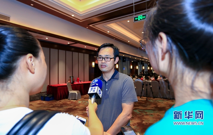 【慕容慎行同志先进事迹巡讲系列-莆田站】新华网‖【组图】慕容慎行同志先进事迹巡回报告会在莆田举行