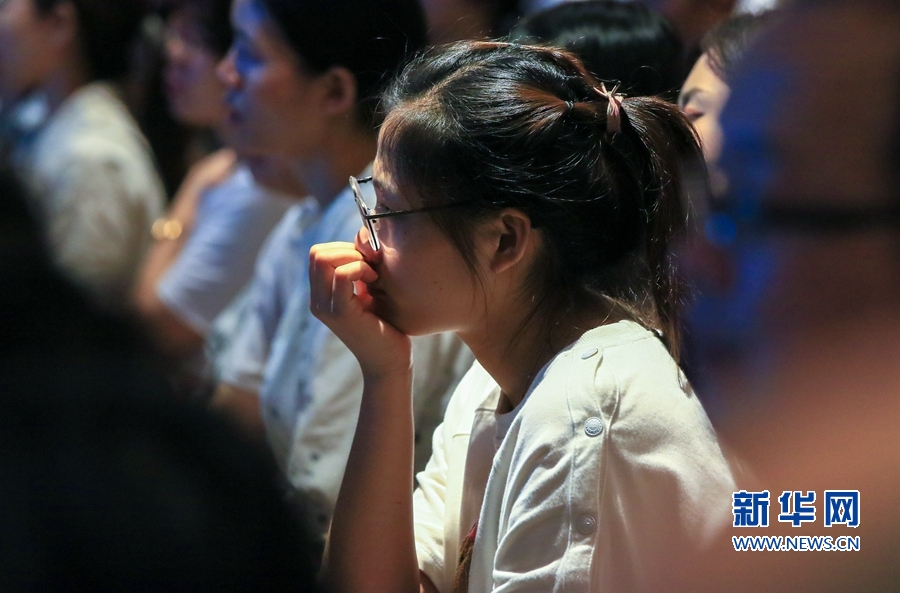 【慕容慎行同志先进事迹巡讲系列-莆田站】新华网‖【组图】慕容慎行同志先进事迹巡回报告会在莆田举行