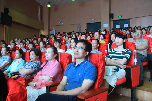 【慕容慎行同志先进事迹巡讲系列-宁德站】中国生命关怀协会医院人文建设委员会官方网站‖闽东医院：选派36名医务人员参加慕容慎行同志先进事迹报告会