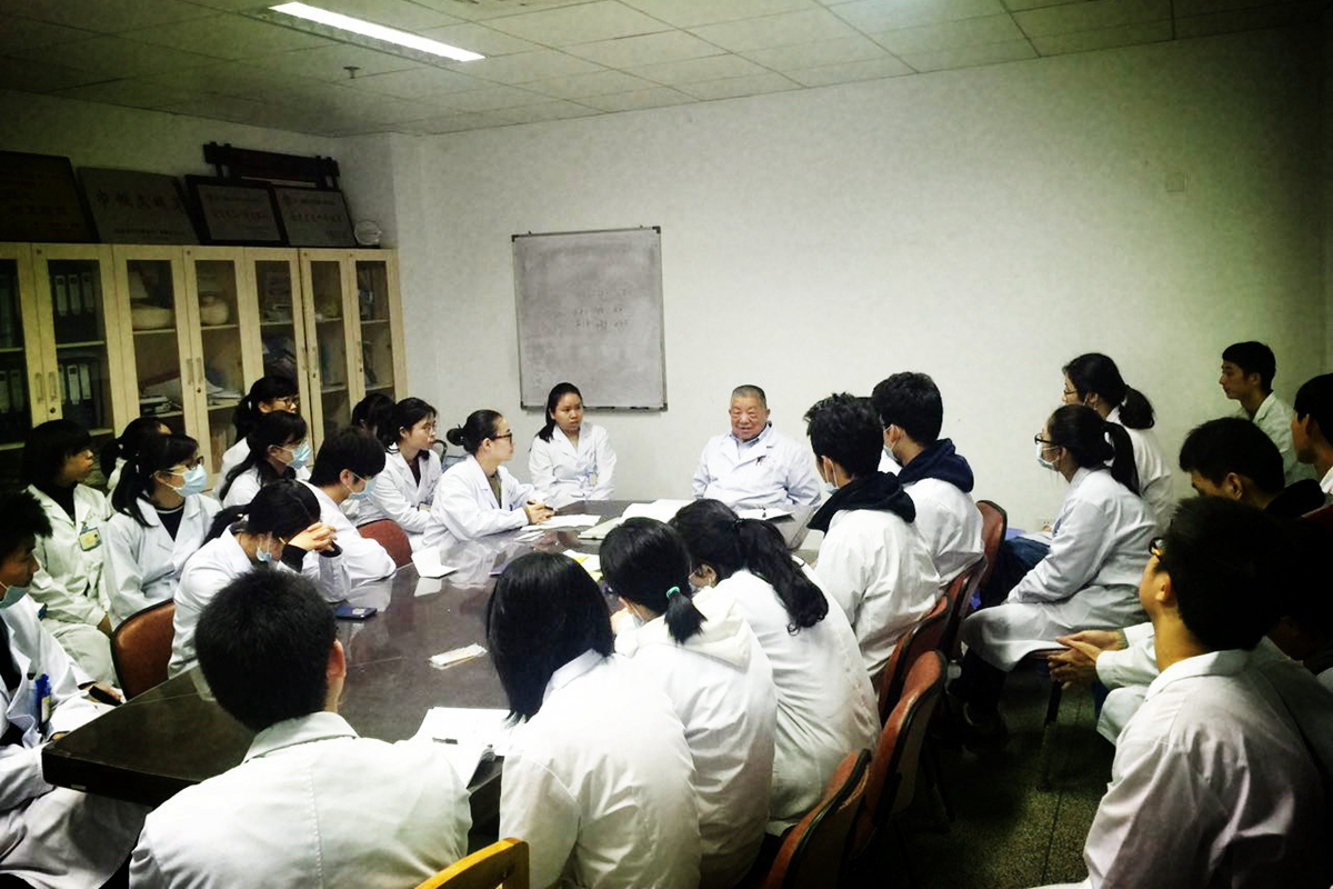 新华网‖慎行一生 尽显大医风范