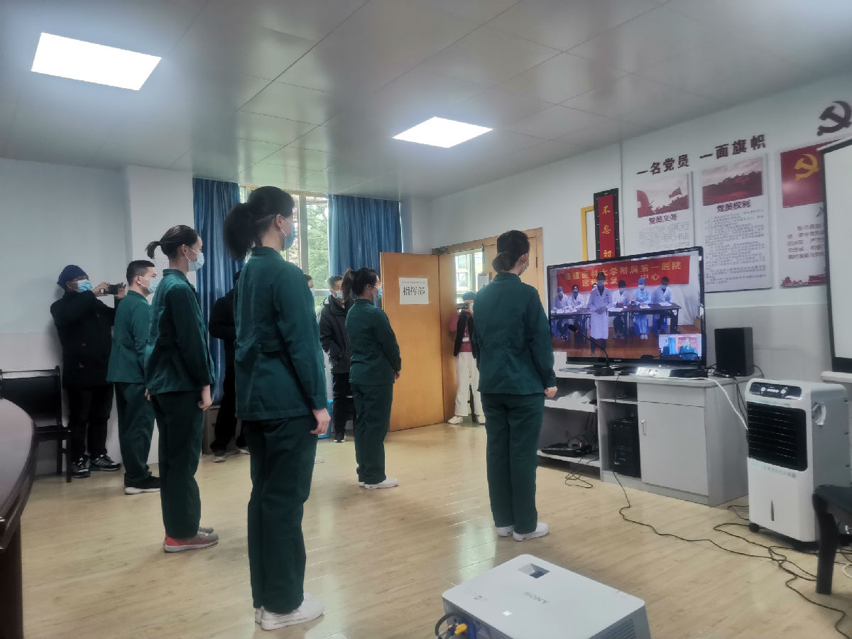 2020年3月5日，福建对口支援宜昌防治新冠肺炎支援队在宜昌第三人民医院与院本部康复医学中心开展”福医一体化远程康复模式“首次连线，远程让队员规范学习后，帮助更